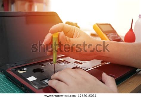 Close Technician Engineer Trying Repairing Broken Stock Photo ...
