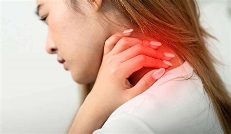 wry neck explained physiotherapists guide  fast recovery