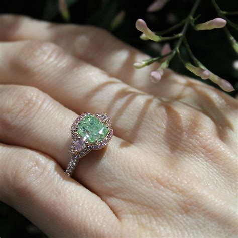 2.40 carat Fancy Vivid green diamond ring | Jacob & Co | The Jewellery ...