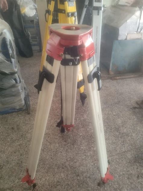 white auto level tripod stand  survey  ft  piece
