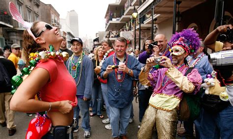 If You Didn't Know, it's Mardi Gras in New Orleans... - Wow Gallery ...