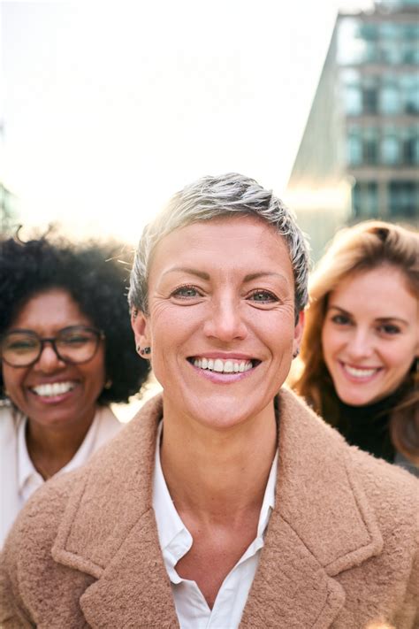 Perimenopause & Menopause Therapy in Ontario - Acceptance Clinic