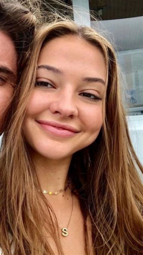 Madelyn Cline | Hollywood, Couples, Sarah