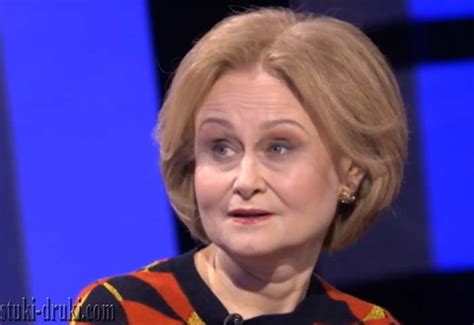 Дарья Донцова рассказала о своих мужьях