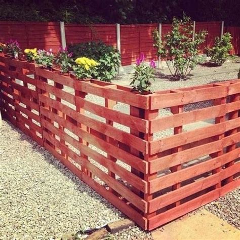 How to Build Pallet Fence Tutorial