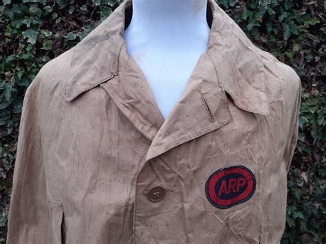 arp pattern  waterproof mackintosh cape