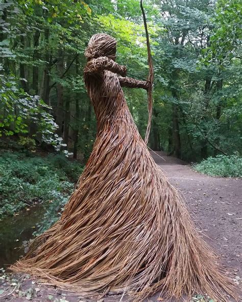 Fantastic Sculptures Made Out of Natural Materials