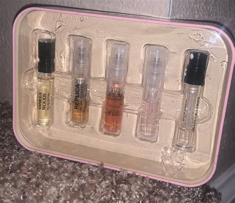 Perfumes leaked during shipping - Beauty Insider Community