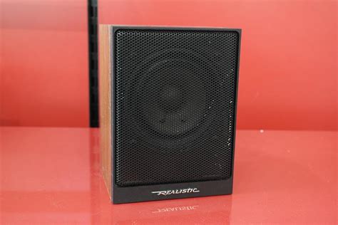 Second Hand Realistic Scanner Speaker - Radioworld UK
