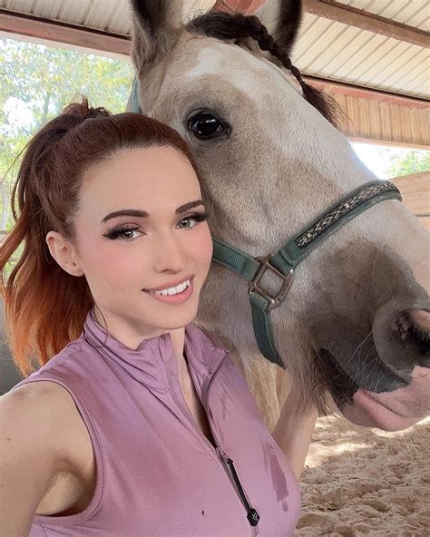 The Amouranth Leaks: A Timeline You Won't Believe (Experts React) Image 1