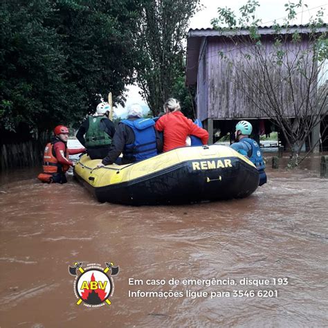 Bombeiros de Três Coroas pedem que as indústrias suspendam os trabalhos 