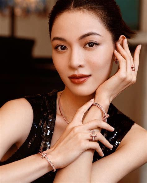 Tiffany Blue® Box的節慶奇蹟： 揭開Tiffany Holiday 2023的夢幻序章， 感受一切來自Tiffany的驚喜