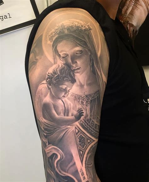 Tattoos | @chelseagabriellee is so pretty 😍 | Instagram