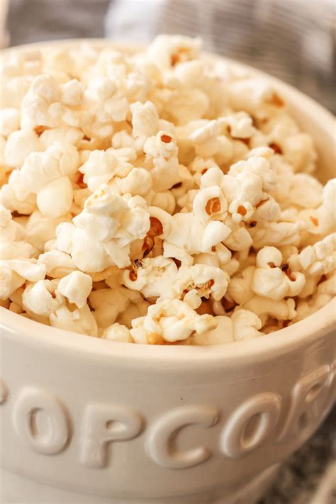 Easy Homemade Kettle Corn Recipe-Sweet & Salty Popcorn - Feeding Your Fam