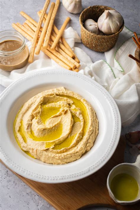 Garlic Hummus - Slender Kitchen