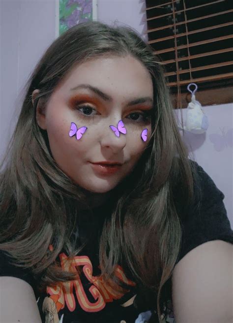 Innocent mommy gone bad : r/Moms_Gone_Wild