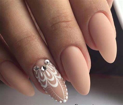 Pin by Дарья on Маникюр | Bride nails, Matte nails design, Bridesmaids ...
