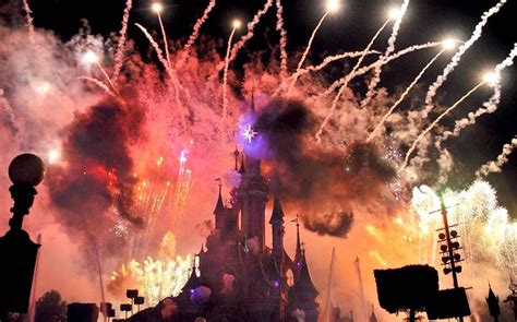 money saving tips  disneyland paris stripes europe