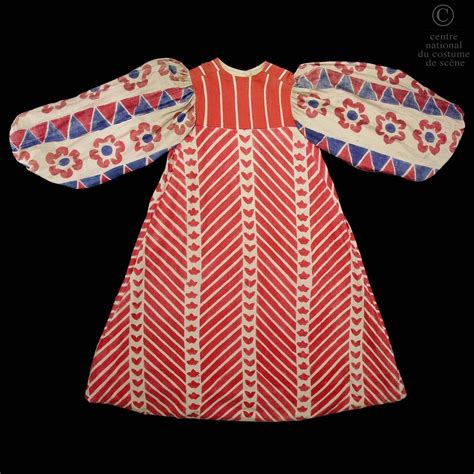 Louisa Khovanski Hot Explore On Stylevore