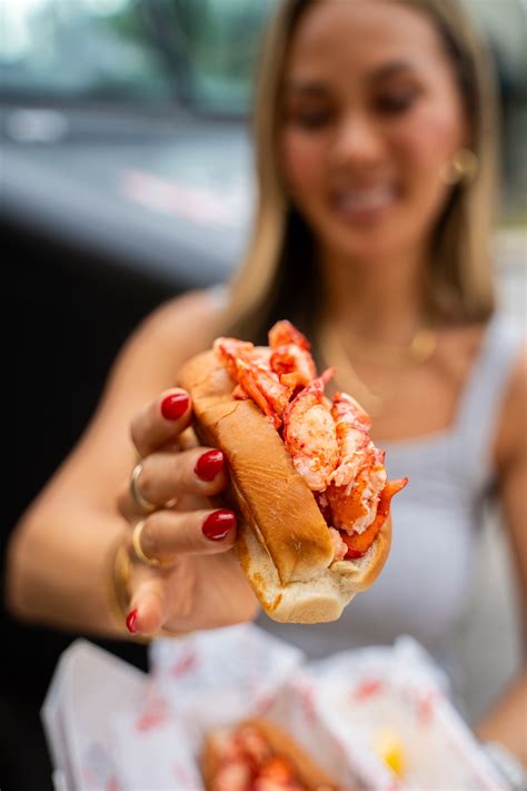 The secret que line trick that cuts your wait time in half 17