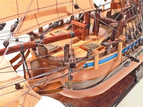 HMS Bounty - Nain ship models