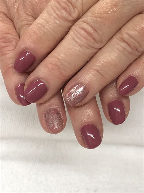Pin by Ludwina Fischer on Nails | Mauve nails, Fall gel nails, Gel nail