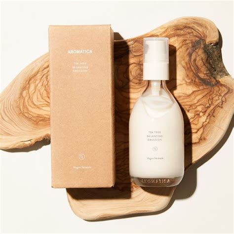 AROMATICA - Tea Tree Balancing Emulsion | YesStyle