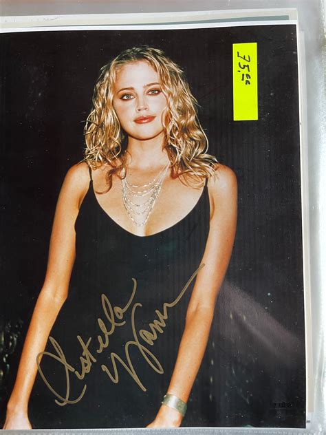 ESTELLA WARREN, Planet of the Apes, autograph – Williamsburg Nostalgia Fest