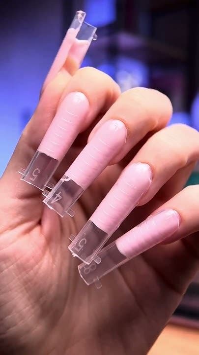 Рисую ЛИЛО и СТИЧ на ногтях - YouTube