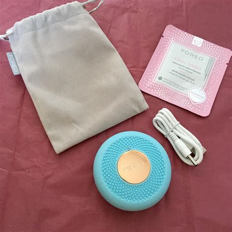 Brand new Foreo Mini with masque. Anti ageing... - Depop
