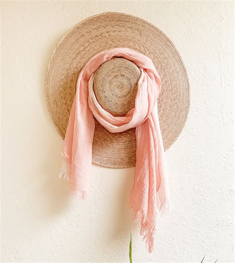blush ombre wallpaper 2