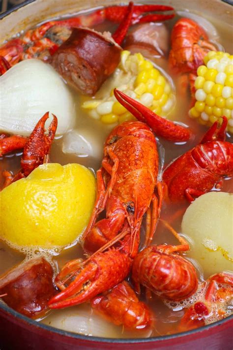 Louisiana Crawfish Boil Recipe with Garlic Butter Sauce - IzzyCooking
