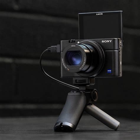 Create Content on the Go with Sony RX100 III Video Creator Kit