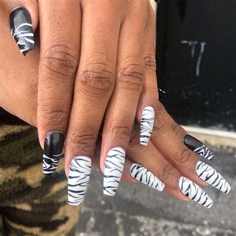 15 Zebra Nail Designs For Channeling Your Wild Side