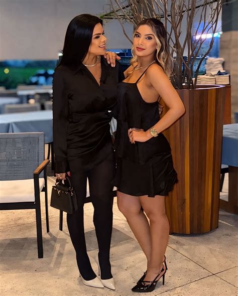 Juliana Merhy (@jumerhy) • Instagram photos and videos