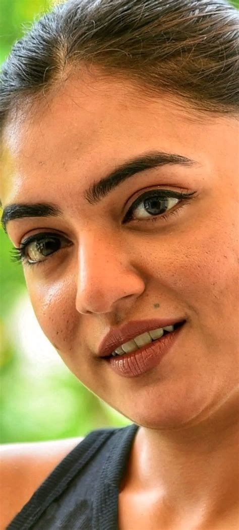 nazriya nazim beautiful face images beautiful women blonde