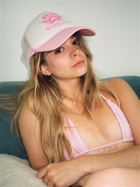 Little Warren & OnlyFans: A Scandal That's Changing Everything Image 12