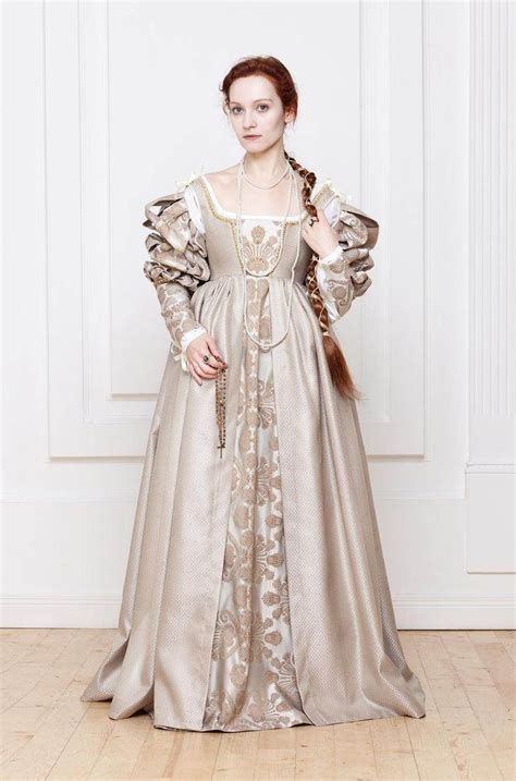 Платья в стиле ренессанс | Renaissance fashion, Italian renaissance ...