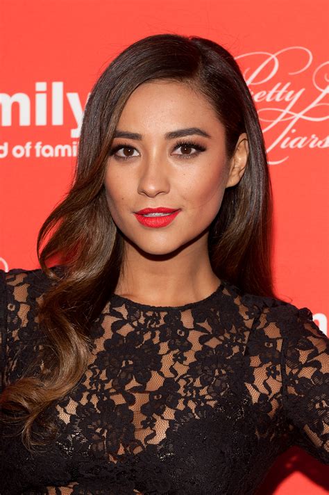 Shay Mitchell Noh8