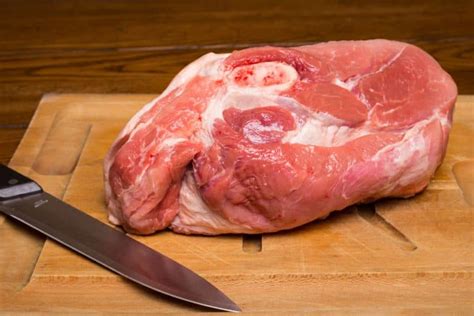 how long to smoke 10lb pork shoulder