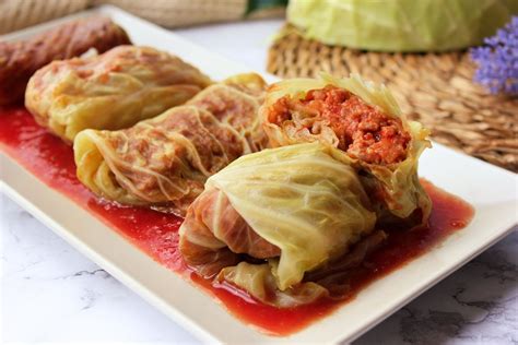 Sarmale, los deliciosos rollitos de carne con hojas de repollo ...