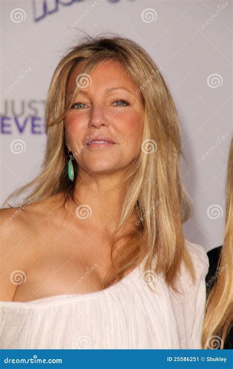 The Truth is Out: Unseen Heather Locklear Images Surface - n8dkdr5