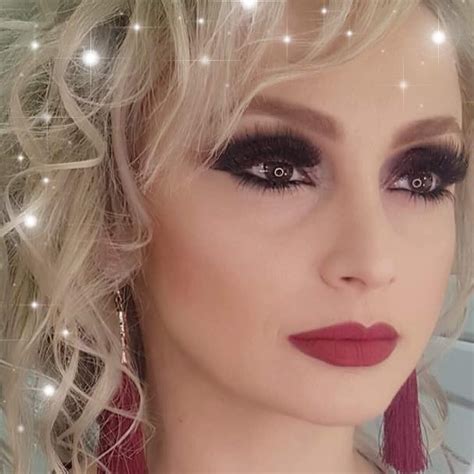 Тина Кей