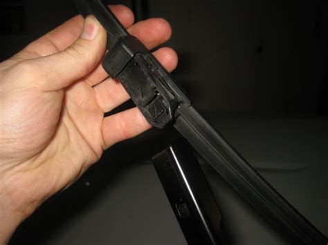 how to change back windshield wiper on gmc terrain