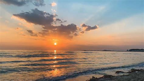 Sunrise in Qatar Beaches. : r/qatar