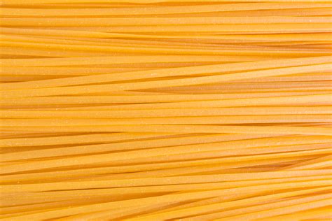 Linguine Rezeptideen und Infos über Herkunft, Form und Kauftipps