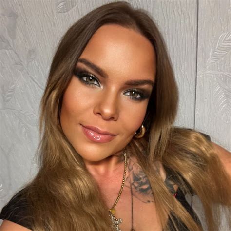 Bookings Welcome – January 2026 📍 London Ink Tattoo • 🖋️ 25 years of