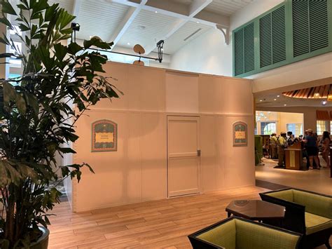 construction walls   caribbean beach resort lobby disney  mark