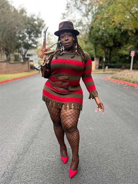 Thixen Vixen - Thixen Vixen added a new photo.