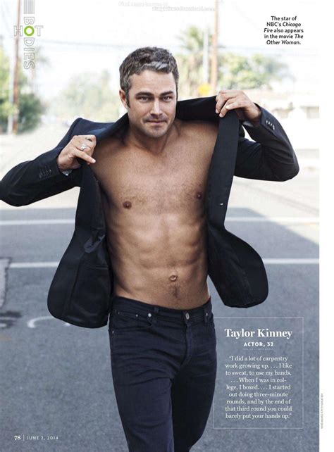 Taylor Kinney fotka